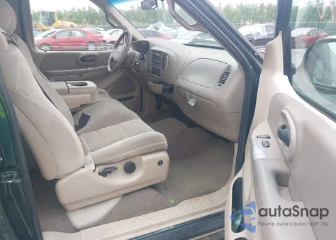 2002 Ford F150 из США, поврежденный, VIN 1FTRX18W02KA29930